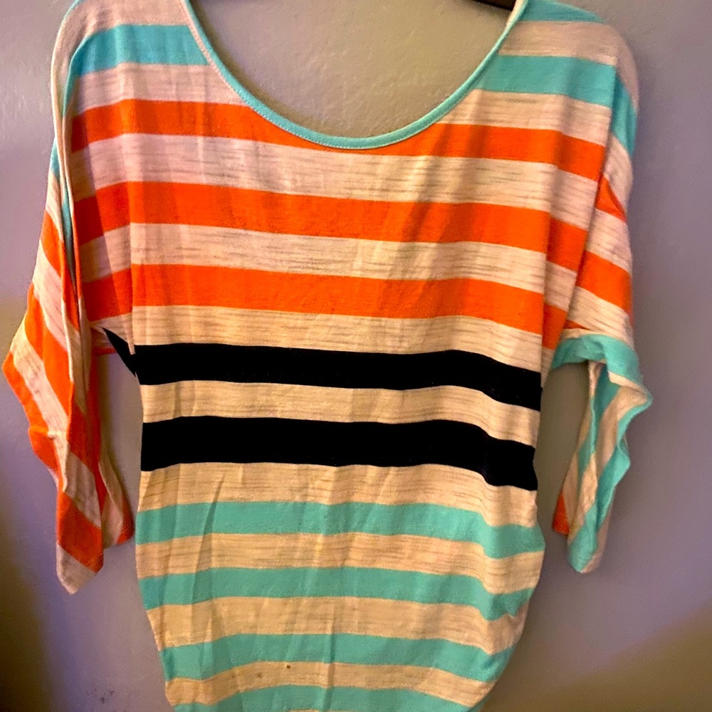WOMANS blouse  size medium